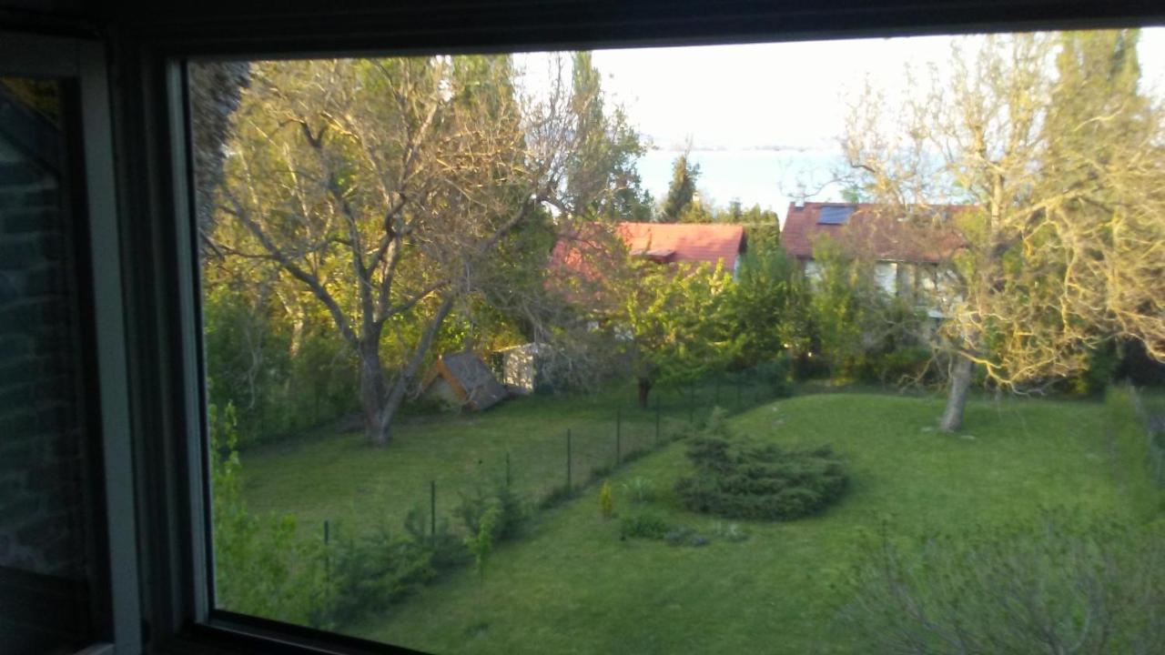 Tihany Apartment Lake View Экстерьер фото